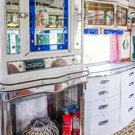 Campingplads Custom Airstream At Valentia Island Escape *